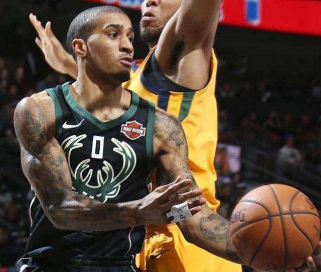 田径不断走 田径不断走